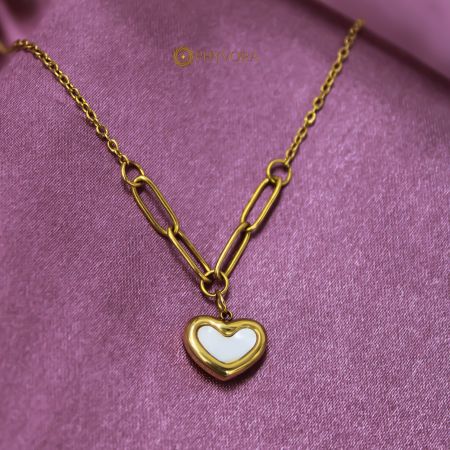 White Muse Heart Link Necklace
